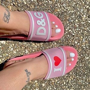 Meet your Posher, Janellis